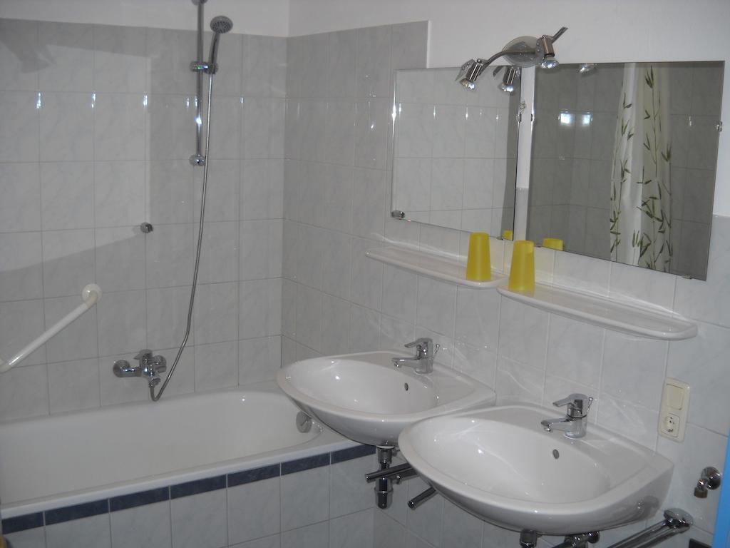 Golf & Ski Appartements Lesak Zell am See Rum bild
